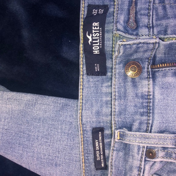 Light blue non ripped jeans - Picture 3 of 3